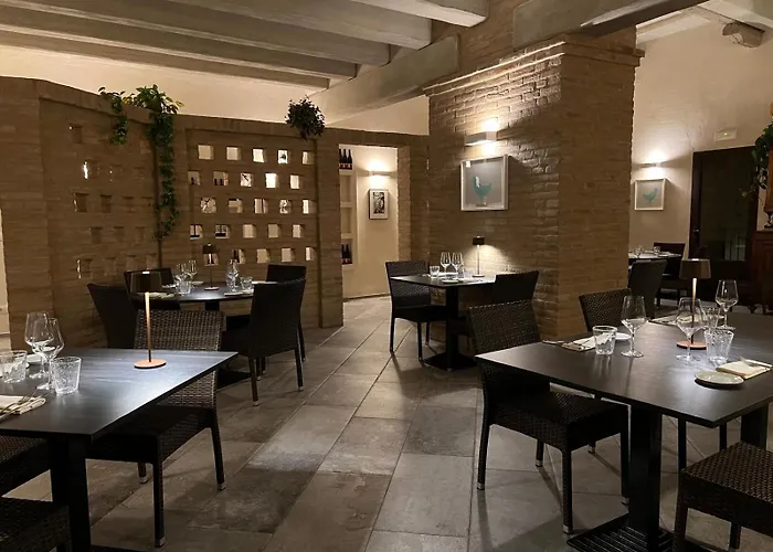 Palazzo De' Rossi 3* 萨索马可尼