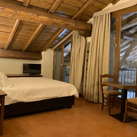 Palazzo De' Rossi מלון 3*