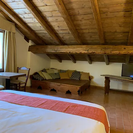 Palazzo De' Rossi מלון 3*
