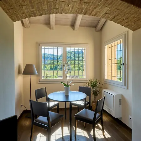 Palazzo De' Rossi מלון 3*
