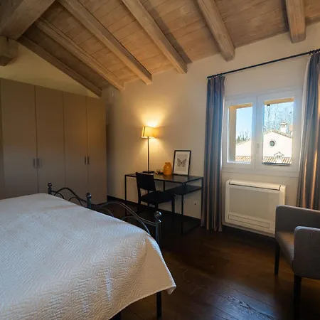 Palazzo De' Rossi 3*