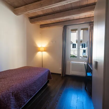 Palazzo De' Rossi 3*