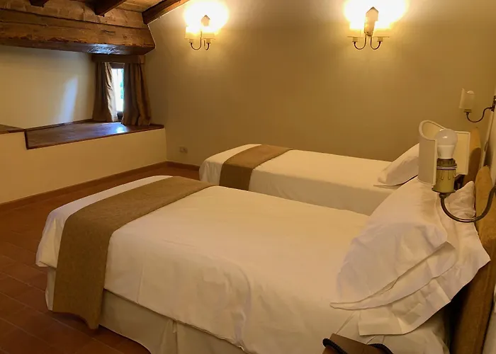 Palazzo De' Rossi 3*