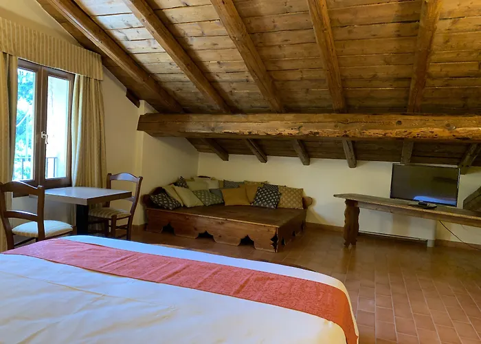 Palazzo De' Rossi Otel 3*