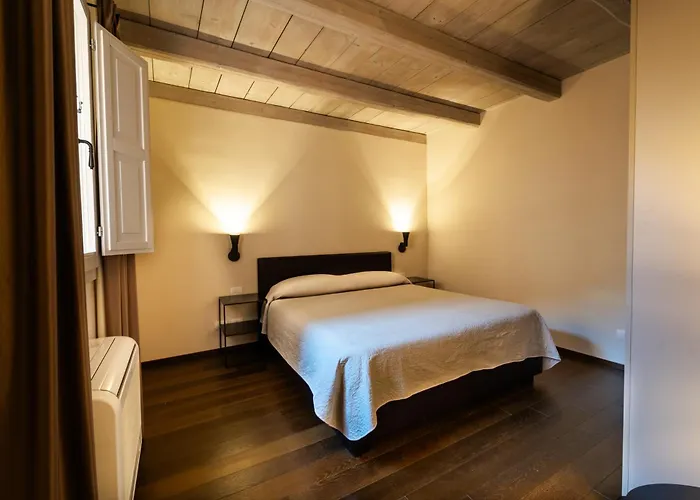 Palazzo De' Rossi Otel 3*