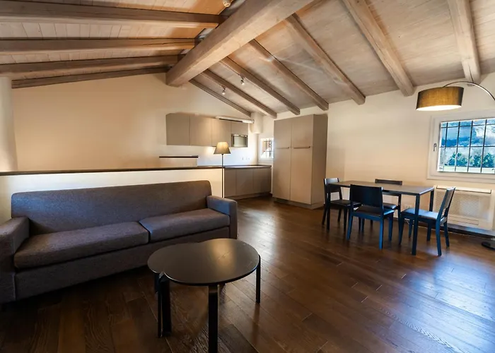 Szálloda Palazzo De' Rossi 3*